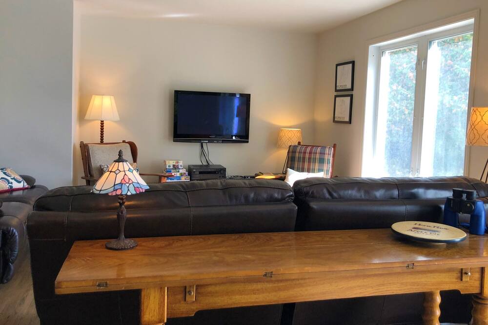 Photo of Livingroom in Morin Heights