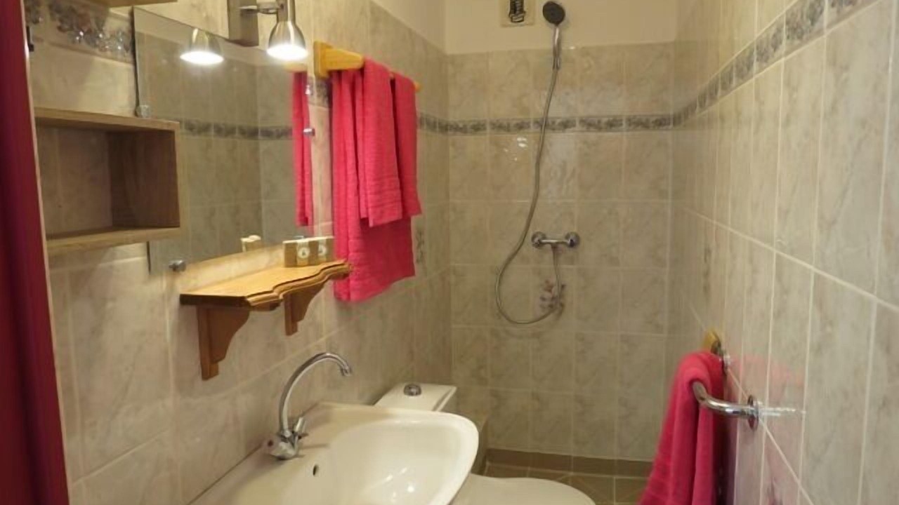 Photo of Bathroom in Saint-Germain-de-Calberte