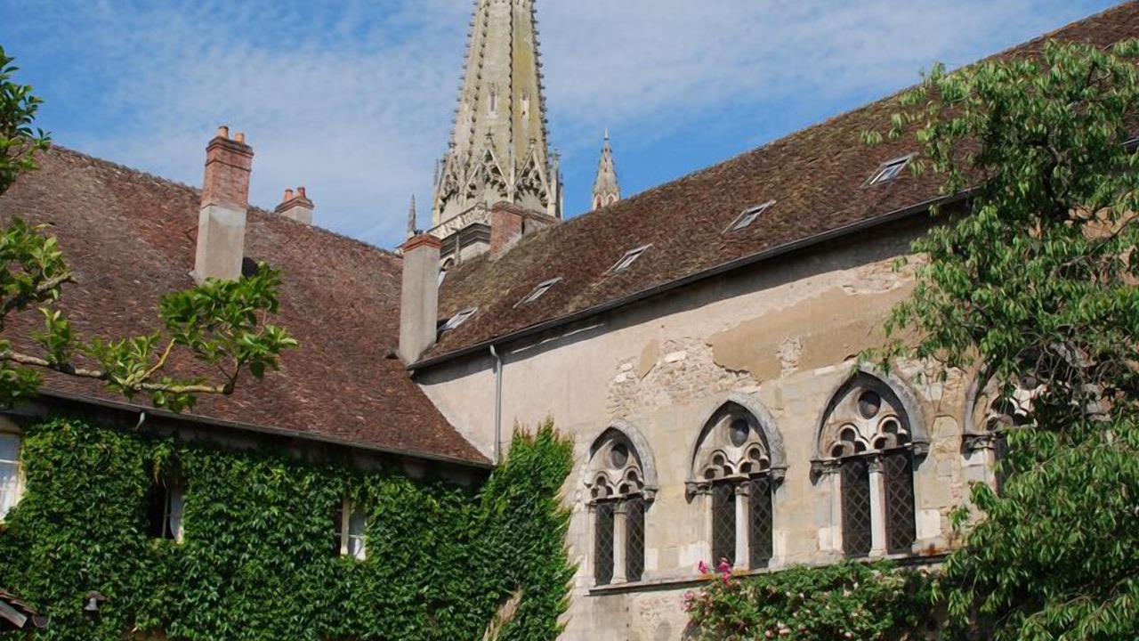 Photo of Outdoor in Autun