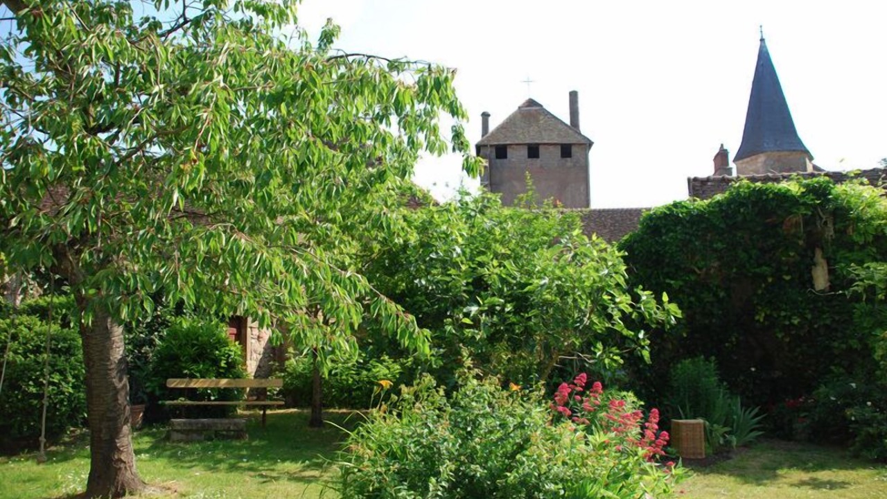 Photo of Outdoor in Autun