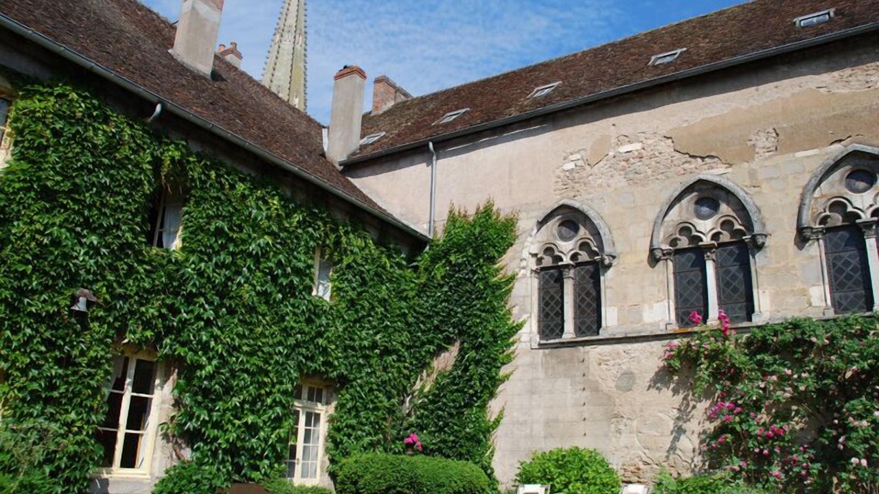 Photo of Outdoor in Autun