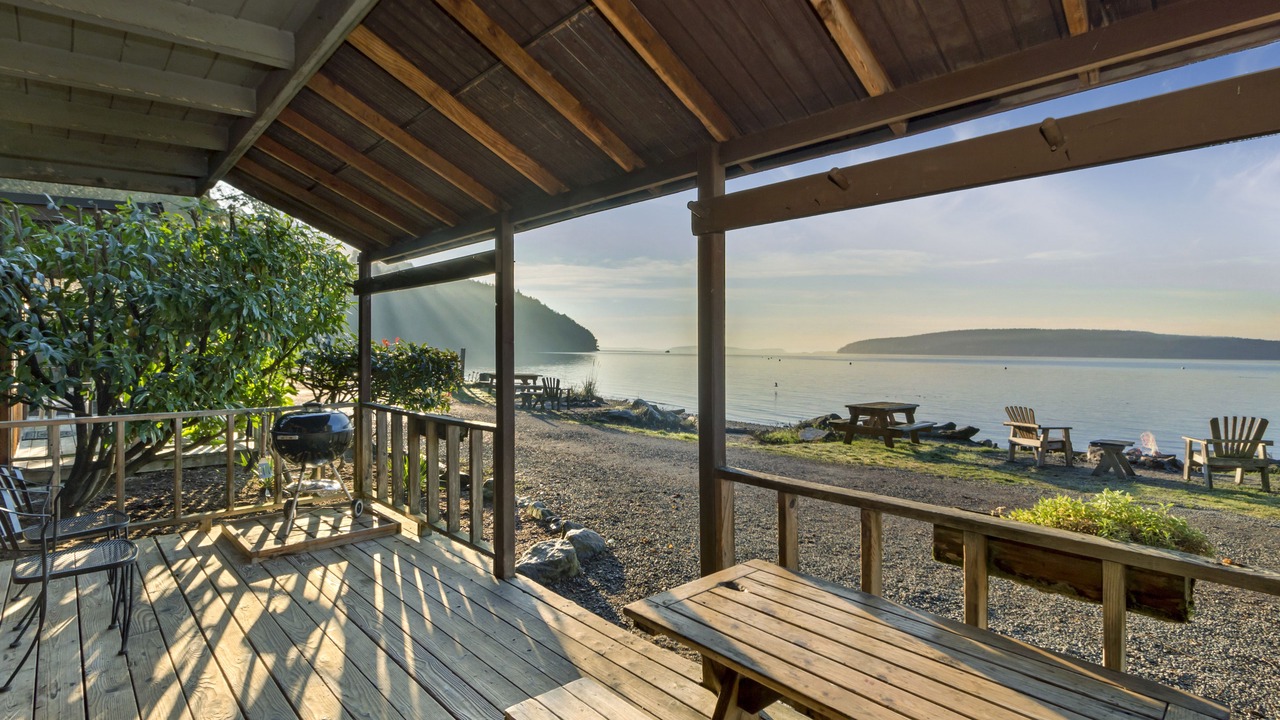 Photo of Others in Eastsound