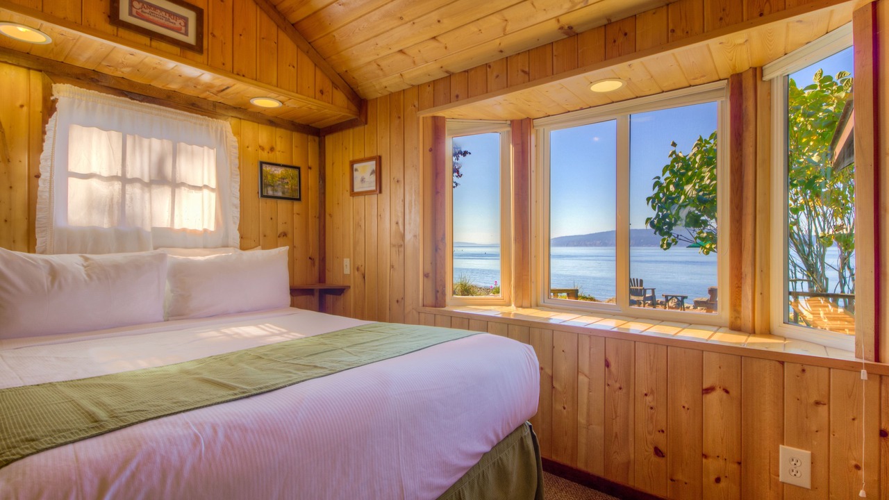 Photo of Others in Eastsound