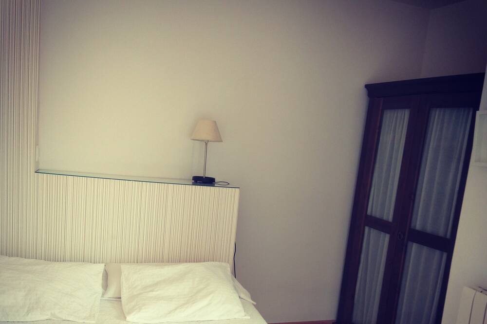 Photo of Bedroom in Sotes