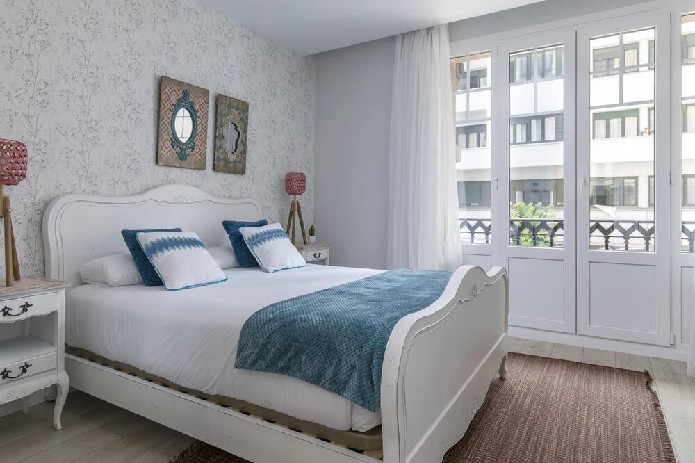 Photo of Bedroom in Abando