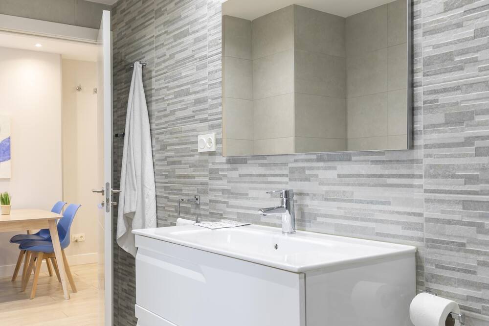Photo of Bathroom in Abando