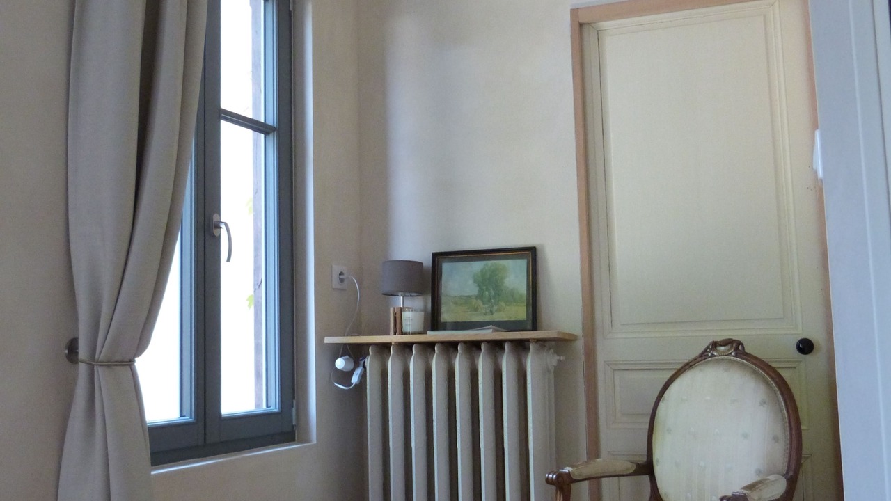 Photo of Bedroom in Savigny-les-Beaune