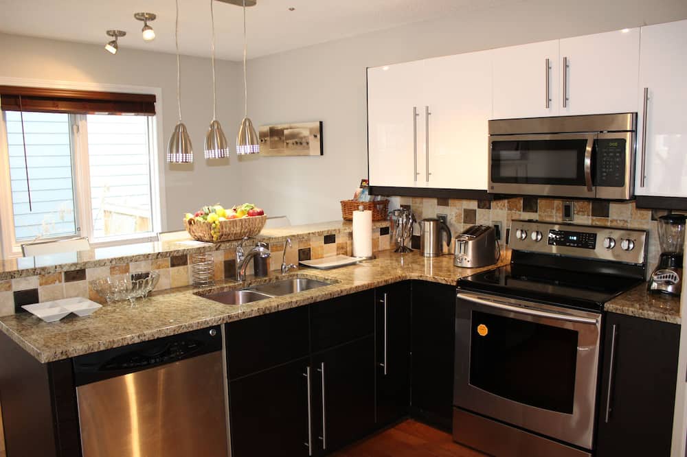 Photo of Kitchen in Marda Loop