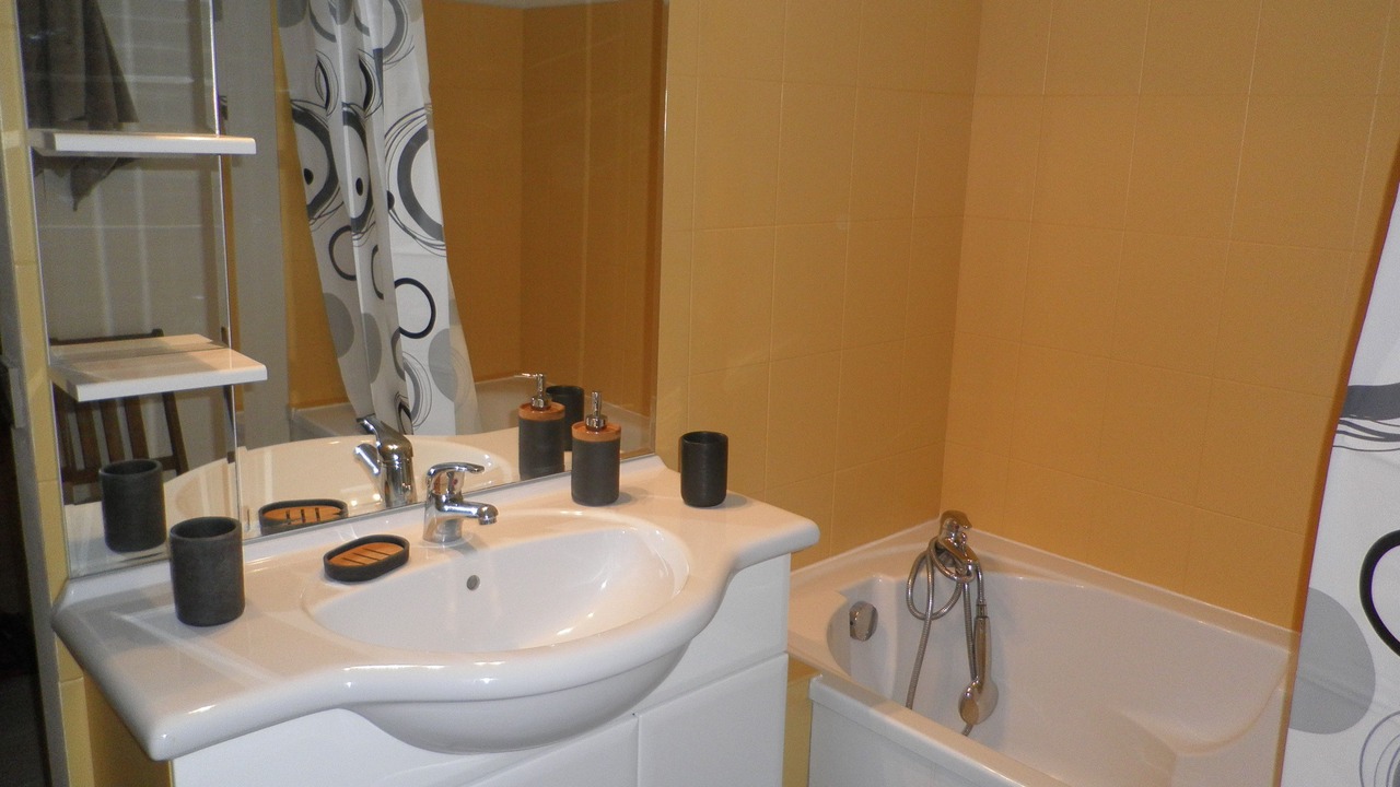 Photo of Bathroom in Le Cellier
