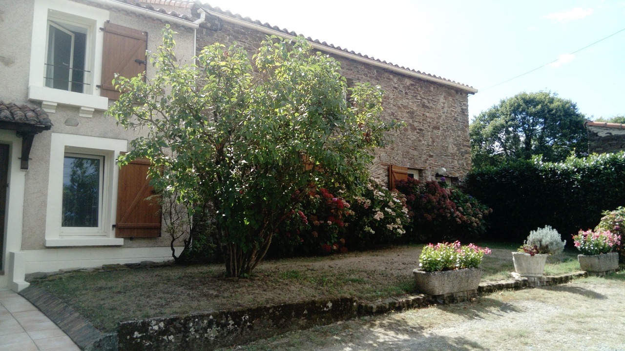 Photo of Outdoor in Le Cellier