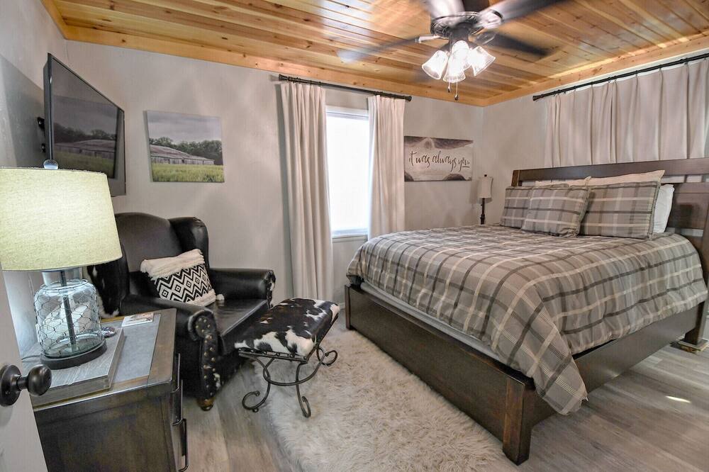 Photo of Bedroom in Gore