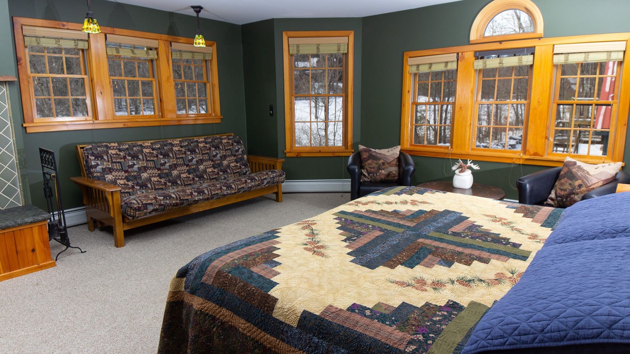 Photo of Livingroom in Keene Valley