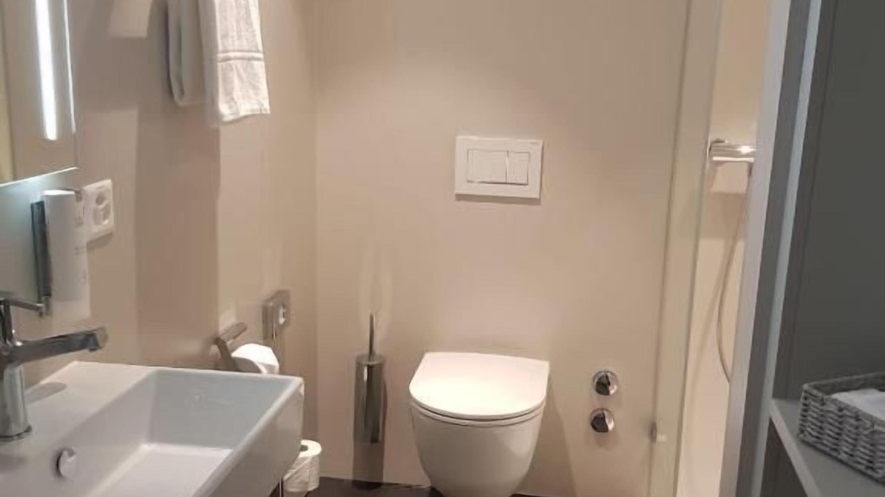 Photo of Others in Aesch