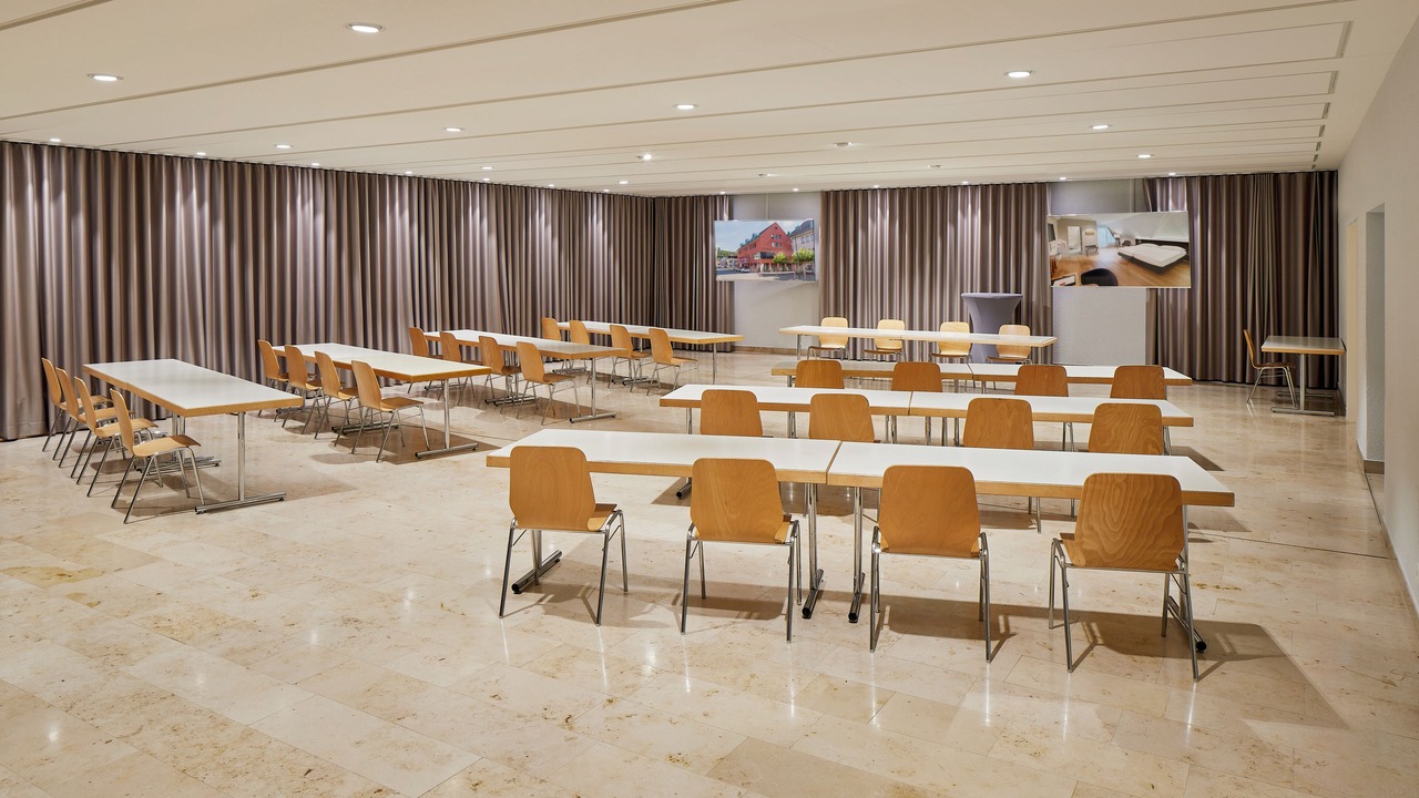 Photo of Others in Aesch