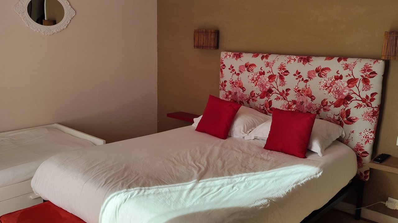 Photo of Bedroom in Beaumont-sur-Leze