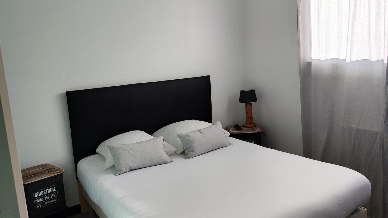 Photo of Bedroom in Beaumont-sur-Leze