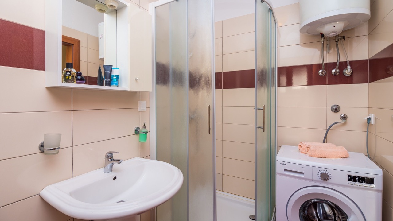 Photo of Bathroom in Gornji Kono