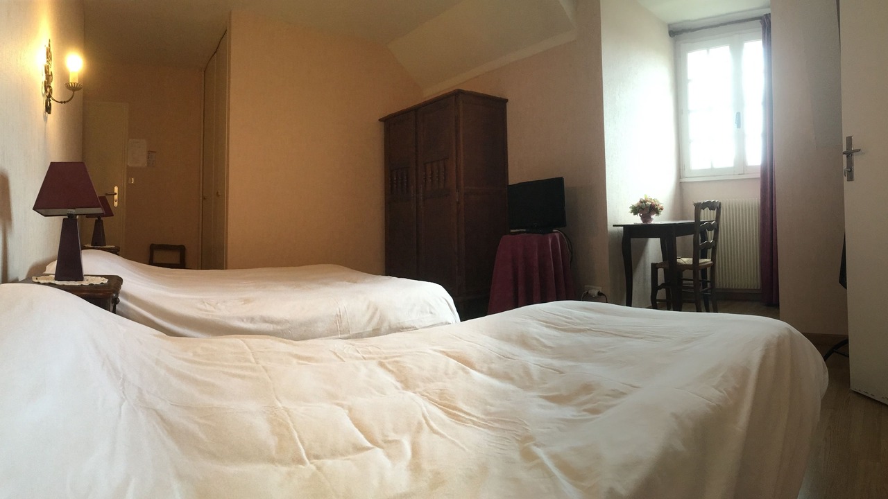 Photo of Bedroom in Mende