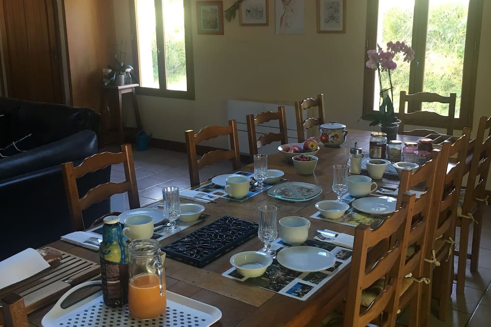 Photo of Others in Monsac