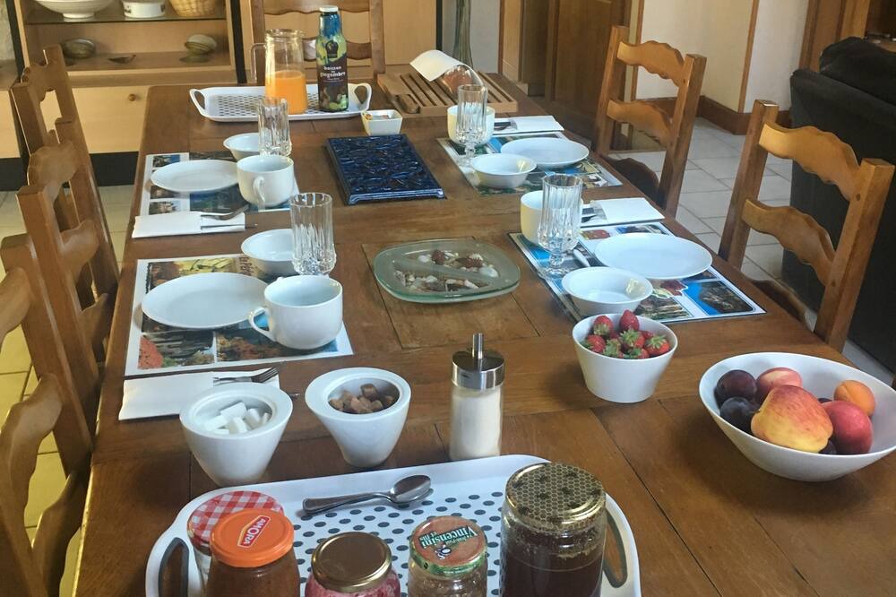 Photo of Others in Monsac