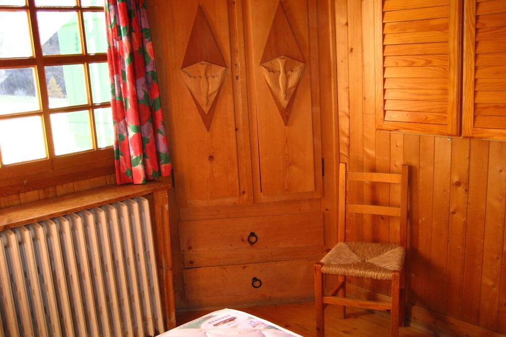 Photo of Bedroom in Le Tour