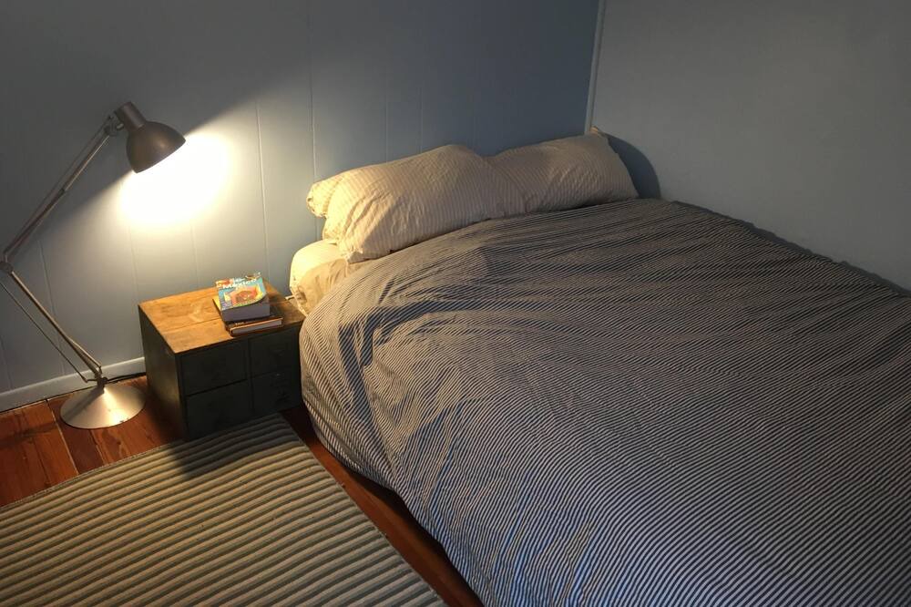 Photo of Bedroom in Swan Lake