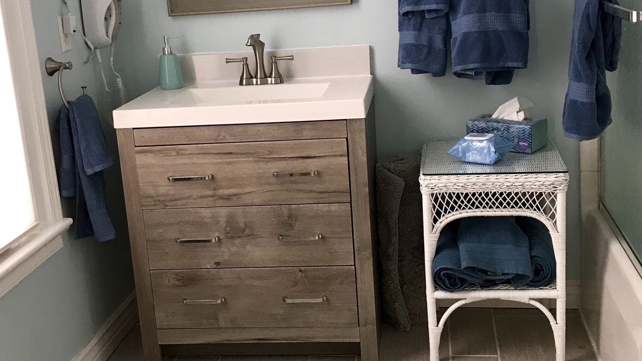 Photo of Bathroom in Ovid