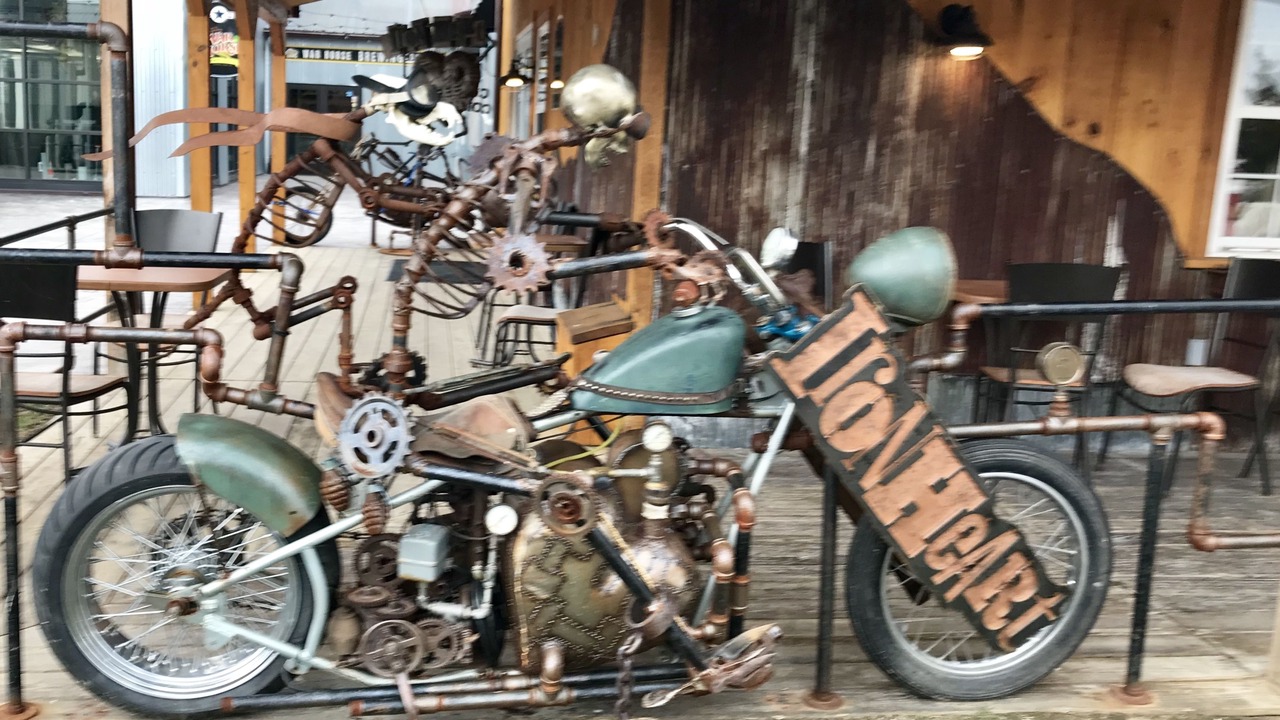 Photo of Others in Ovid