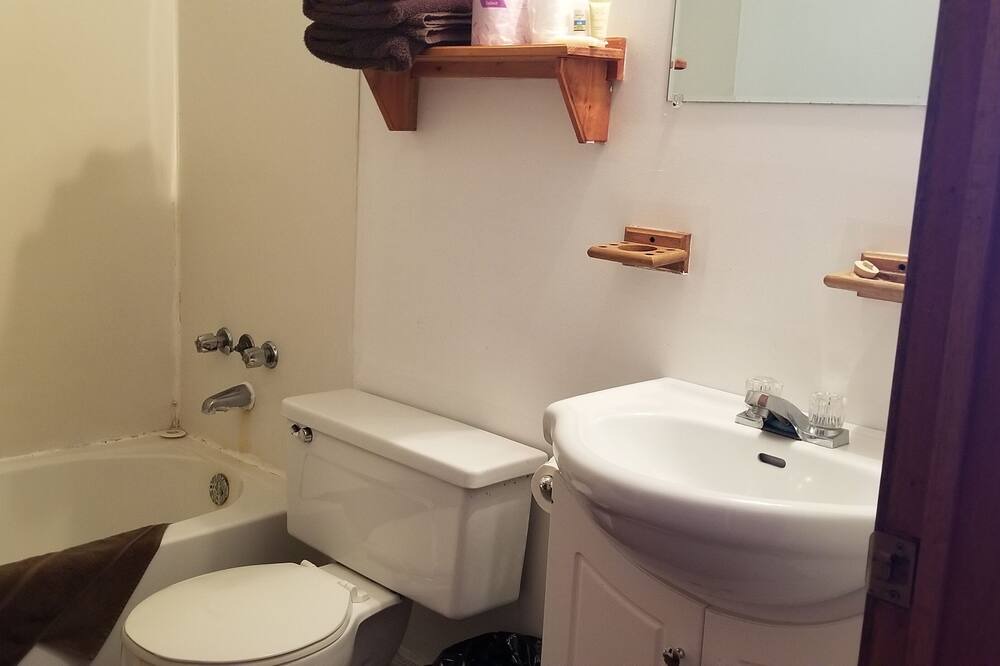 Photo of Bedroom in Edgetts Landing