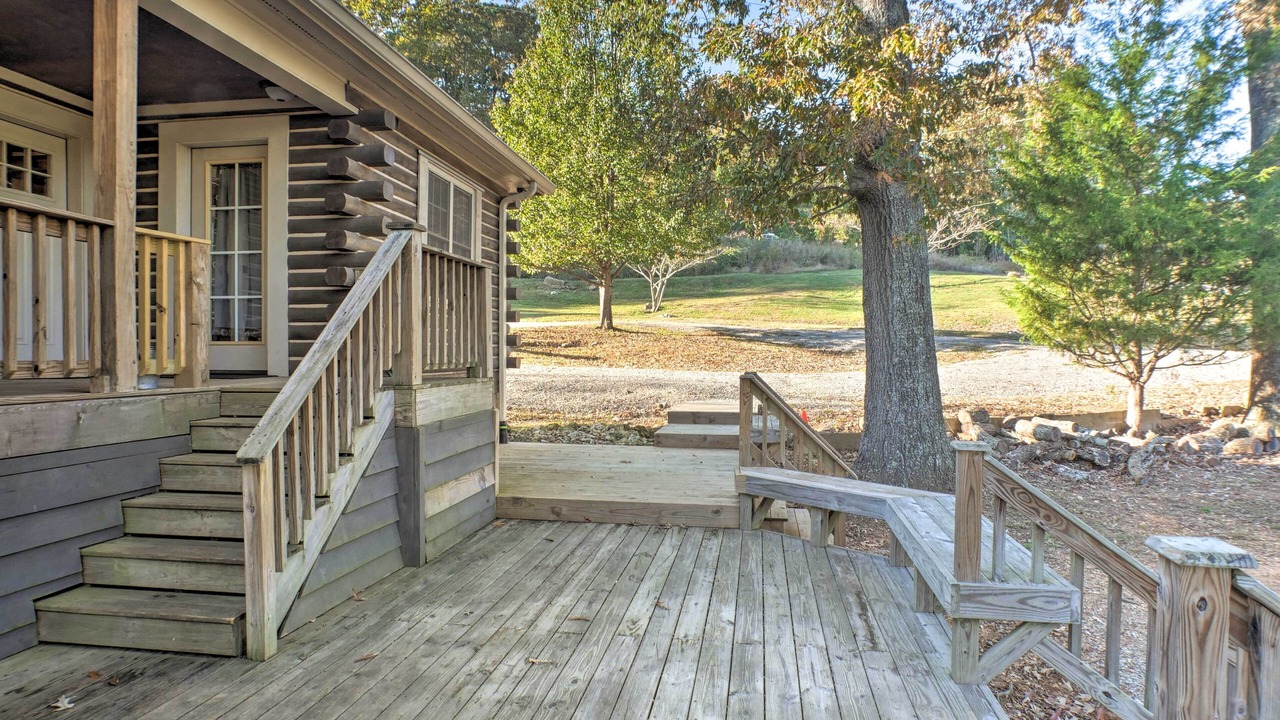 Photo of Outdoor in Groveoak