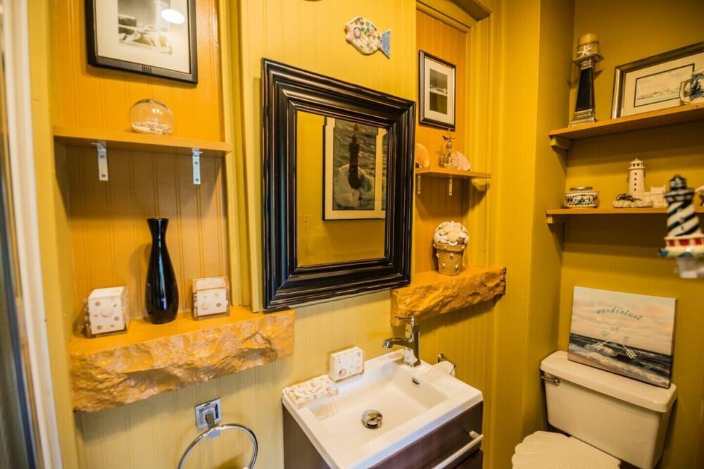 Photo of Bathroom in Stratford