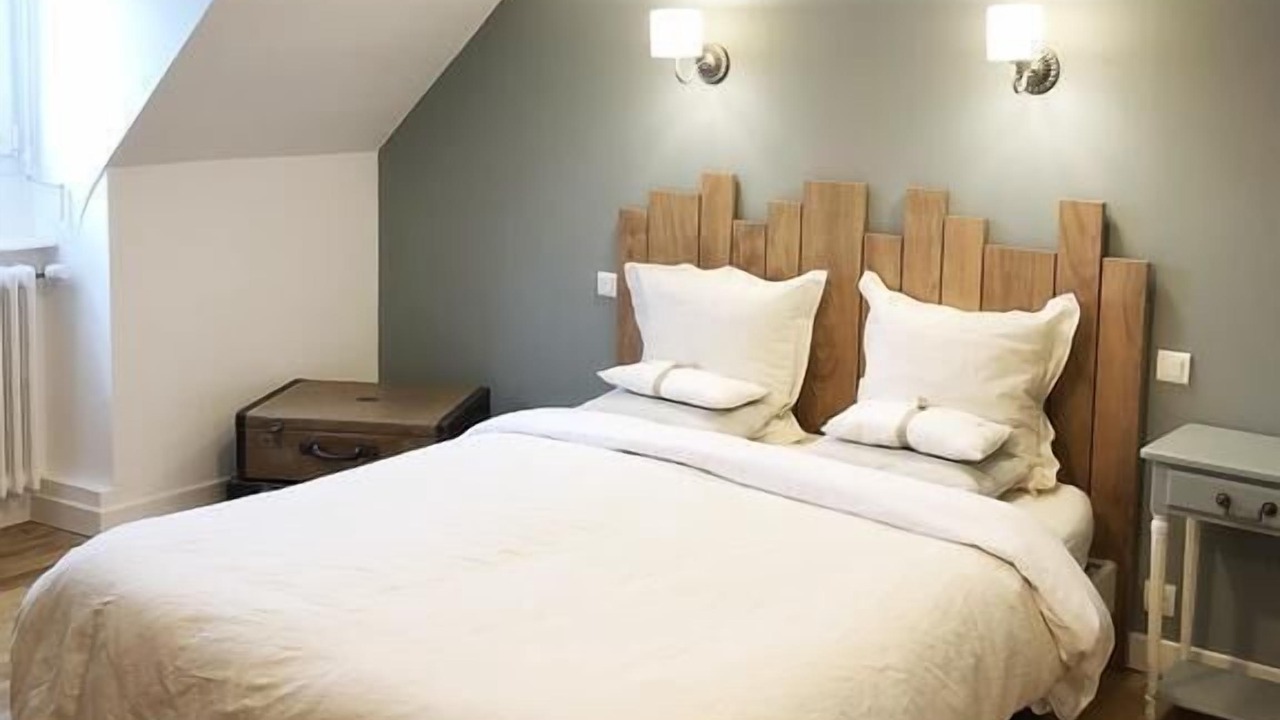 Photo of Others in Plestan