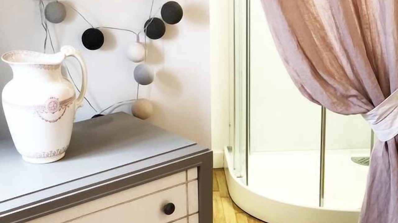 Photo of Bathroom in Plestan