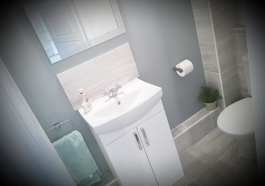 Photo of Bathroom in Giltbrook