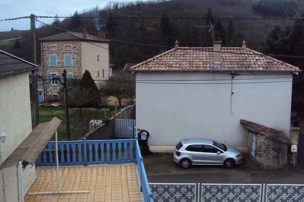 Photo of Outdoor in Le Perreon