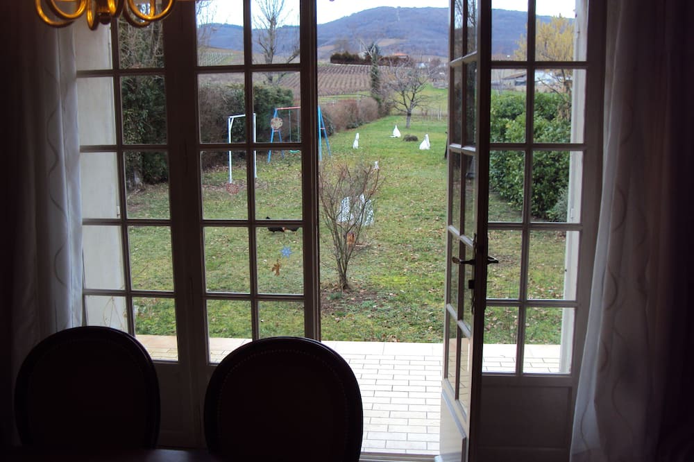 Photo of Outdoor in Le Perreon