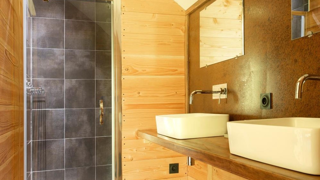 Photo of Others in Saint-Georges-des-Sept-Voies