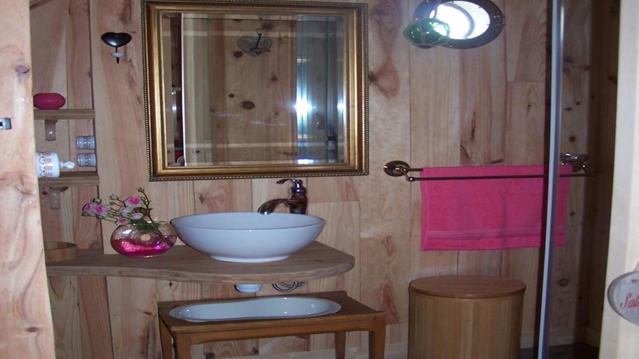 Photo of Bathroom in Le Temple-sur-Lot