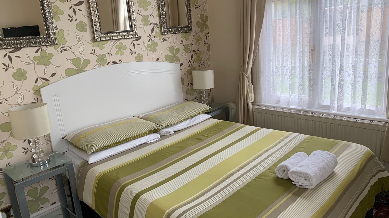 Photo of Bedroom in Ascot