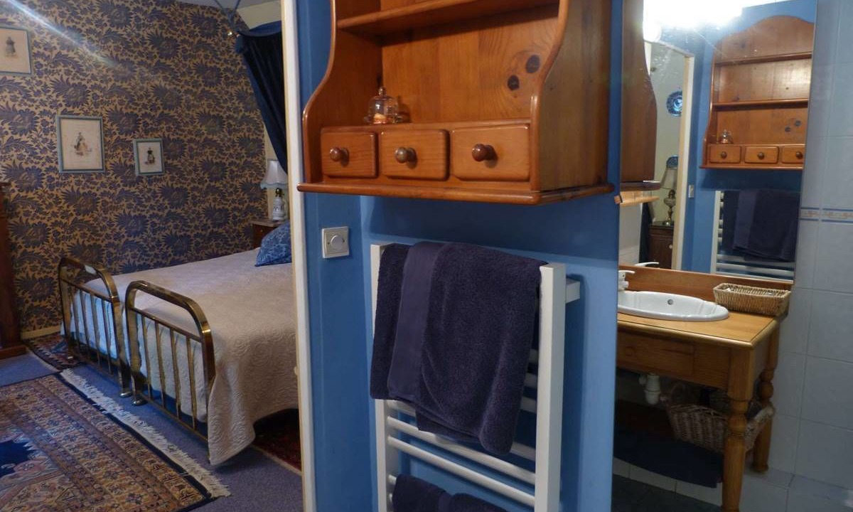 Photo of Bedroom in Dinan