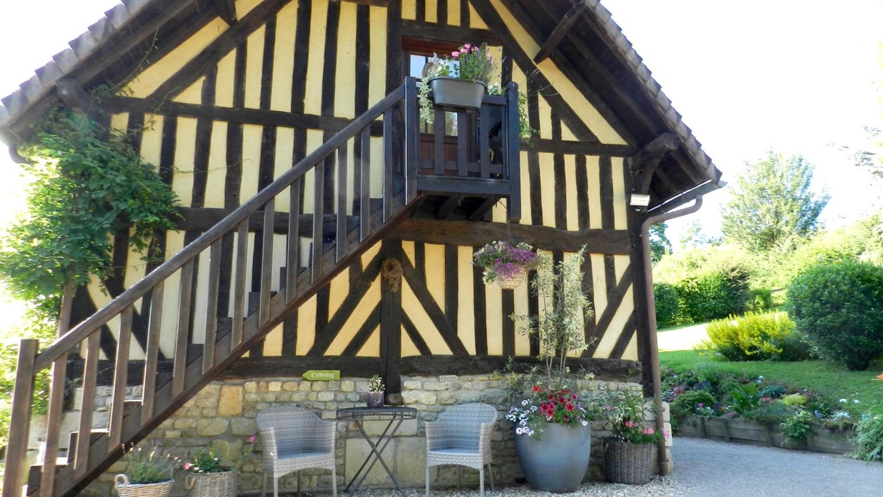 Photo of Buildings in Beuvron-en-Auge