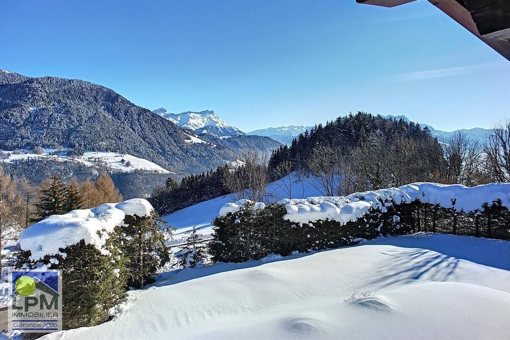 Photo of Others in Leysin