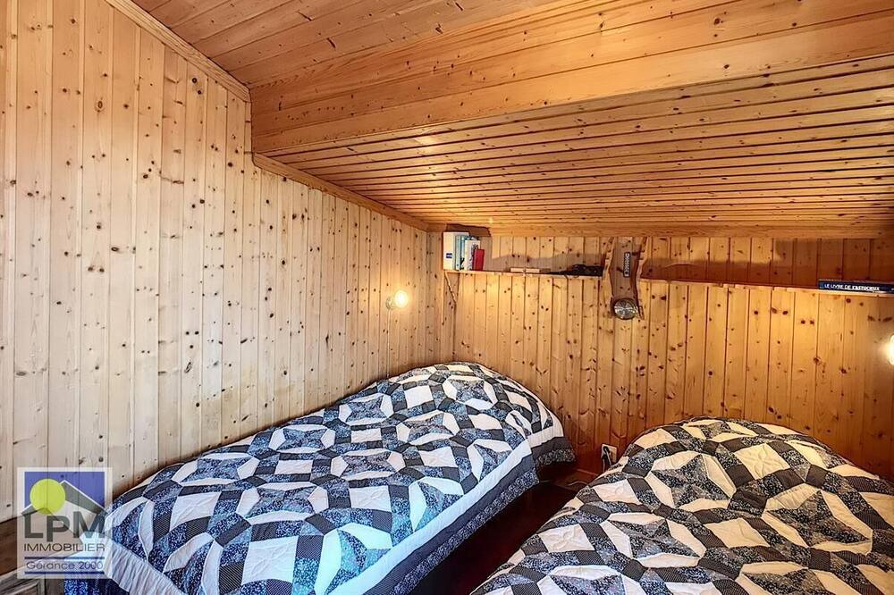 Photo of Bedroom in Leysin