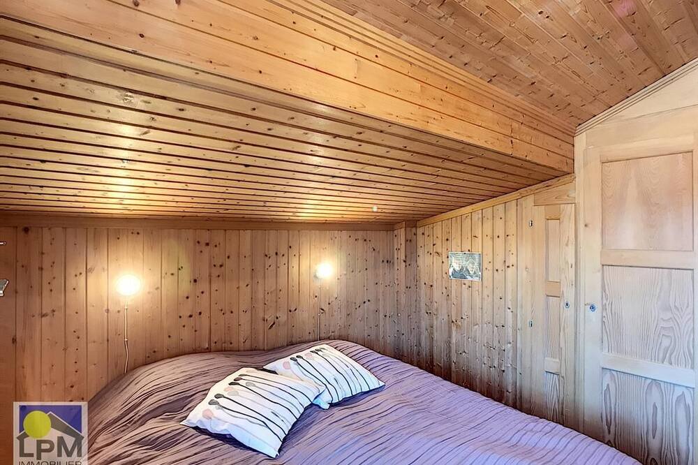 Photo of Bedroom in Leysin