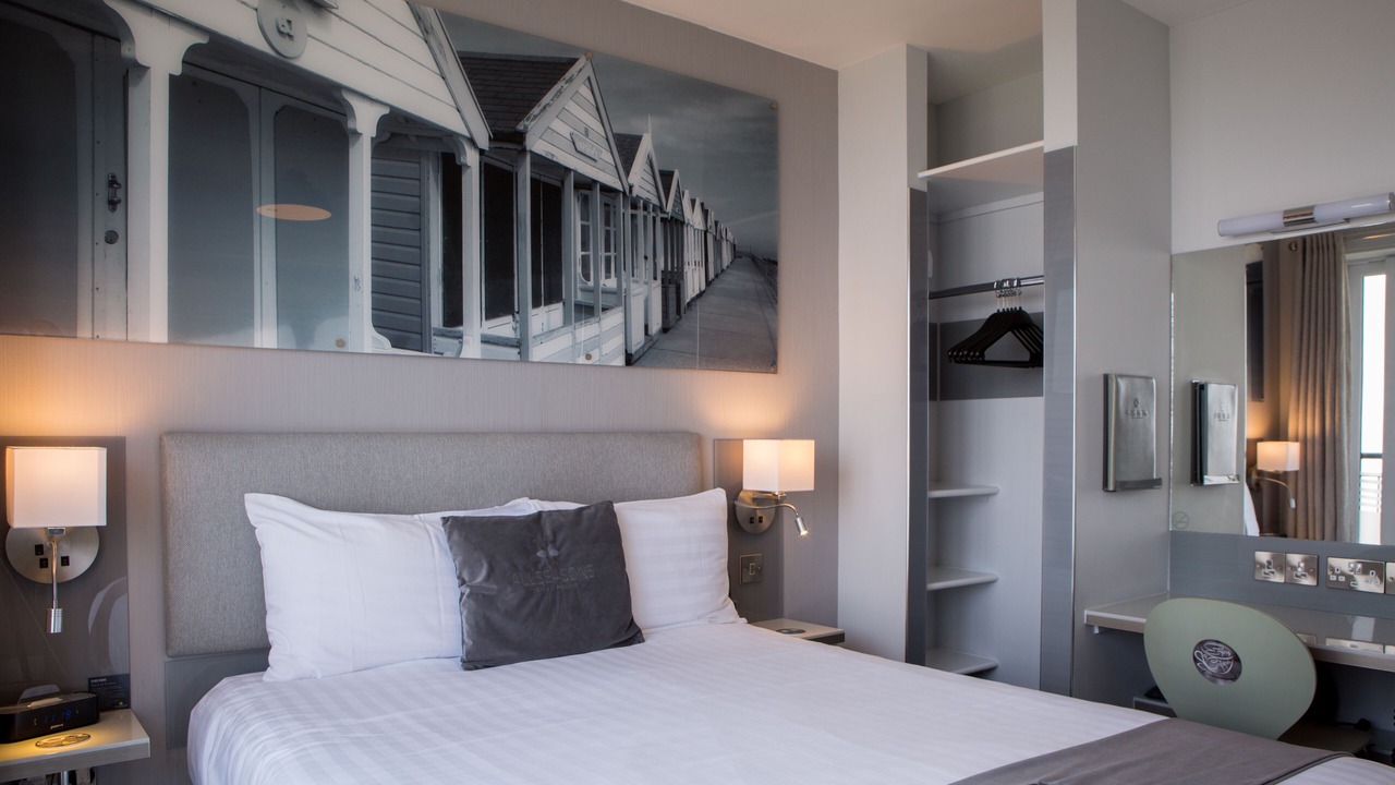 Photo of Others in Corton