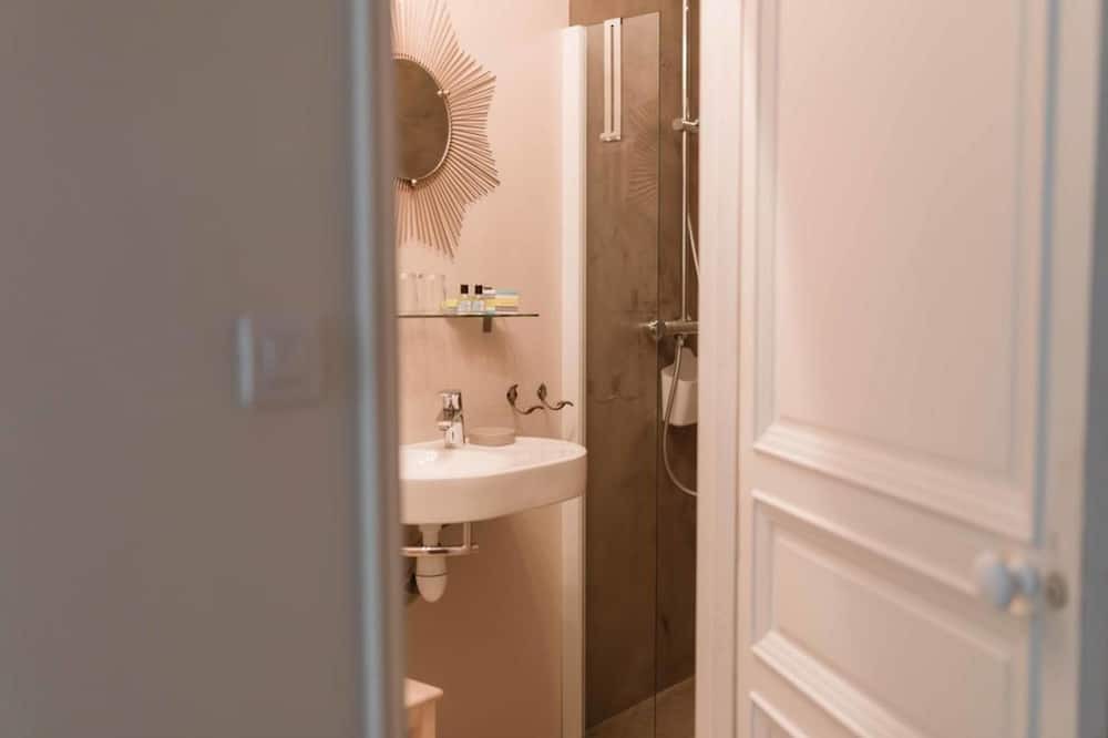 Photo of Bathroom in Sainte-Bazeille