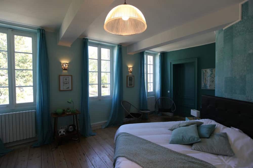Photo of Bedroom in Sainte-Bazeille