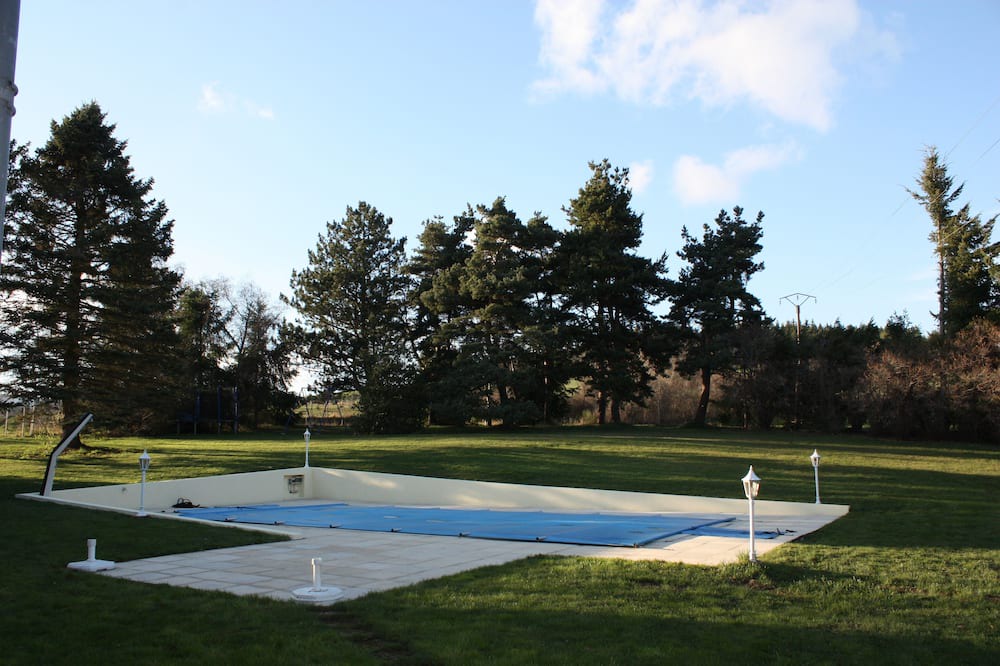 Photo of Outdoor in Ceaux-d'Allegre