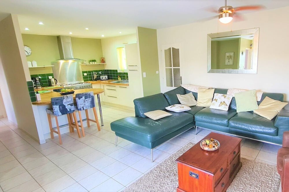 Photo of Livingroom in Cambieure