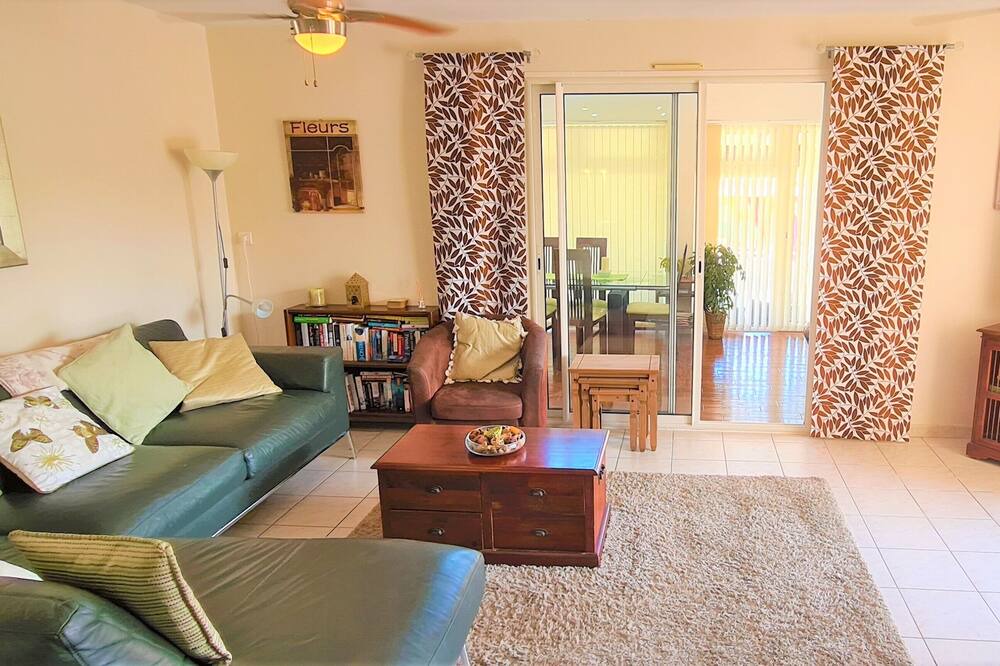 Photo of Livingroom in Cambieure